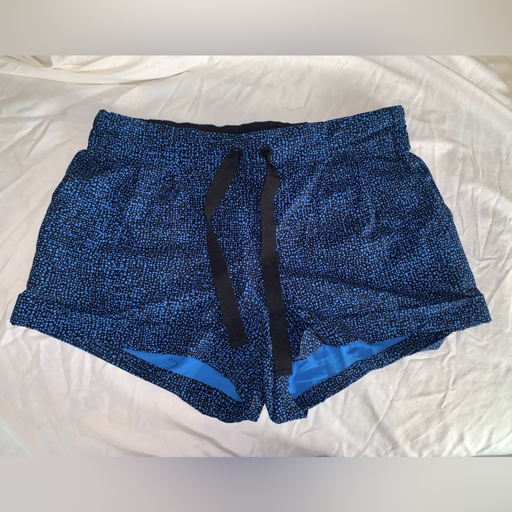 Lululemon Women’s Spring Break Away Cuffed Shorts